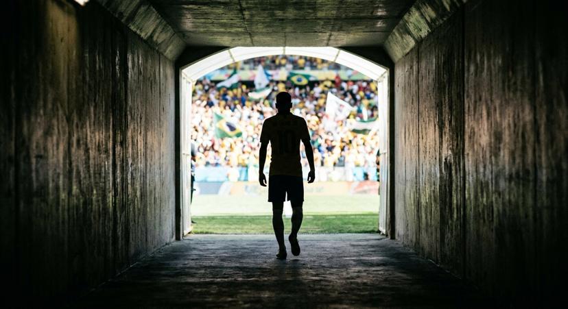 Mercado da bola: Milan estoura recorde por Gonçalo Ramos