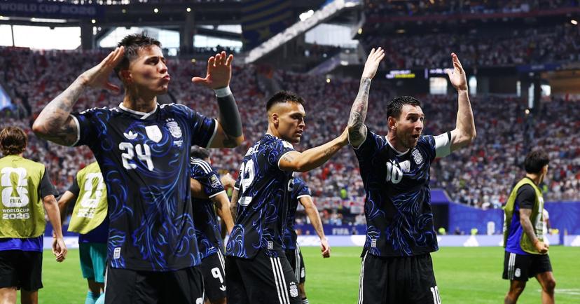 Argentina 2x1 Inglaterra: Lautaro decide nos acréscimos