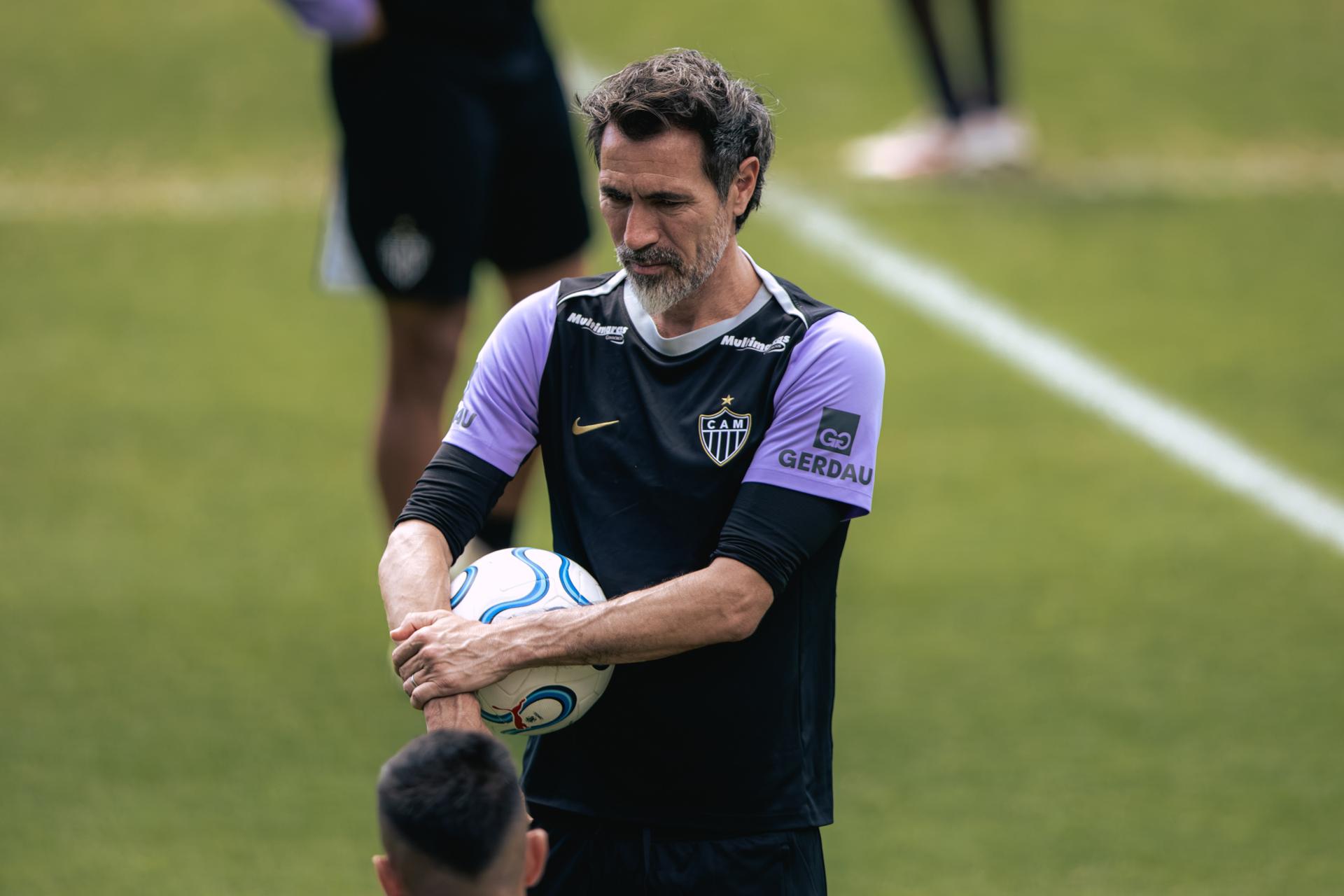 Atlético-MG perde Borbas; Everson viaja sem poder jogar