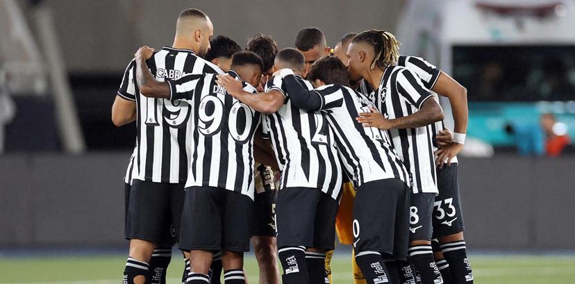 Botafogo x Palmeiras termina 0 a 0 e muda a liderança