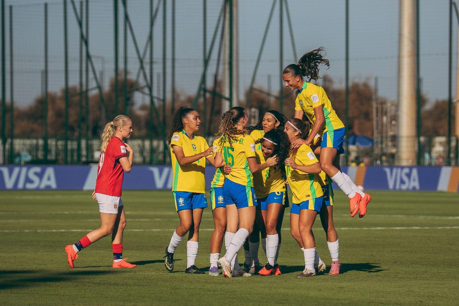 Brasil vence Noruega e lidera grupo do Mundial Feminino Sub-17