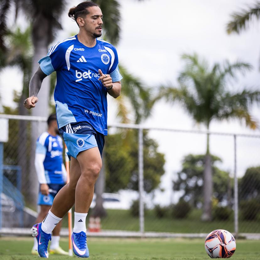 Chico da Costa estreia pelo Fortaleza no empate com o Ceará