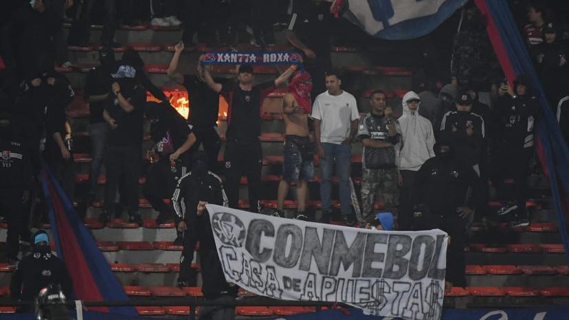 Conmebol cancela Medellín x Flamengo após invasão na Libertadores