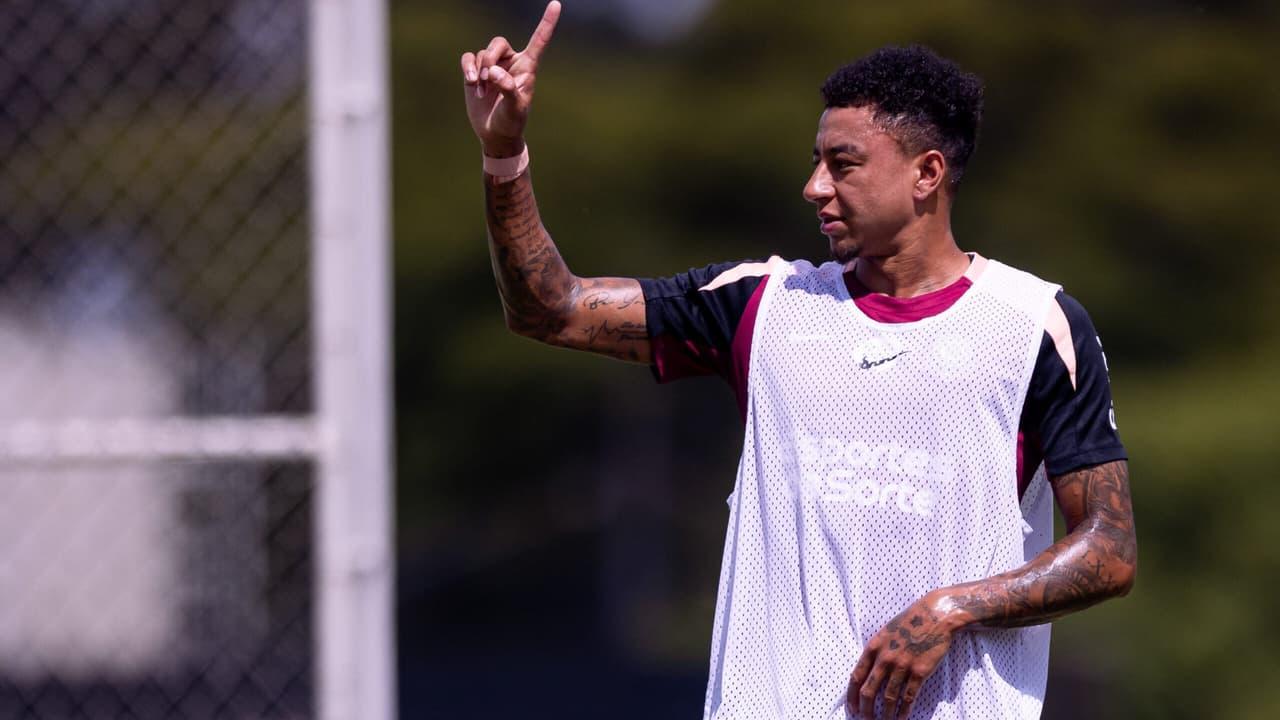 Corinthians tem 9 jogos em abril: Libertadores, Copa do Brasil e a volta de Memphis
