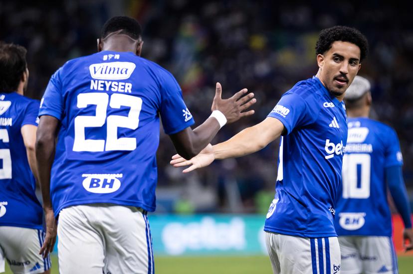 Cruzeiro x Goiás: Mineirão decide oitavas após 2x2 em Goiânia