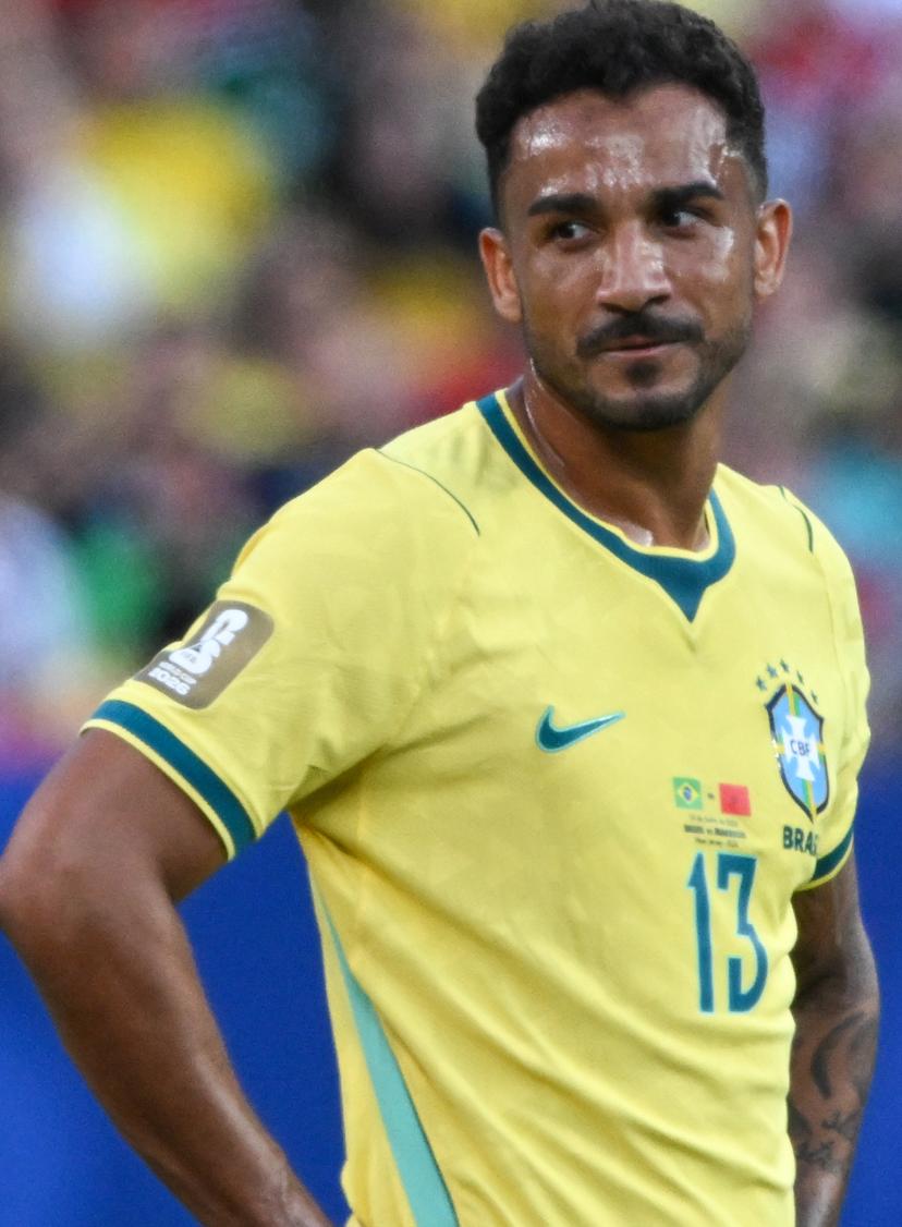 Danilo e Flamengo acertam renovação até dezembro de 2027