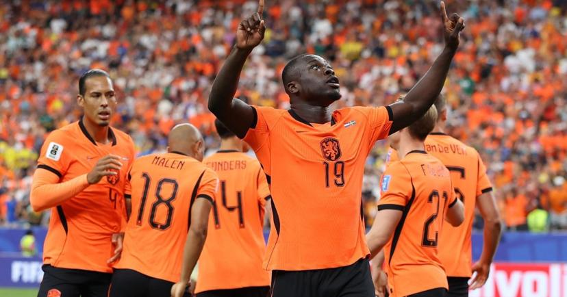Holanda 5x1 Suécia: goleada recoloca a Laranja na liderança do Grupo F