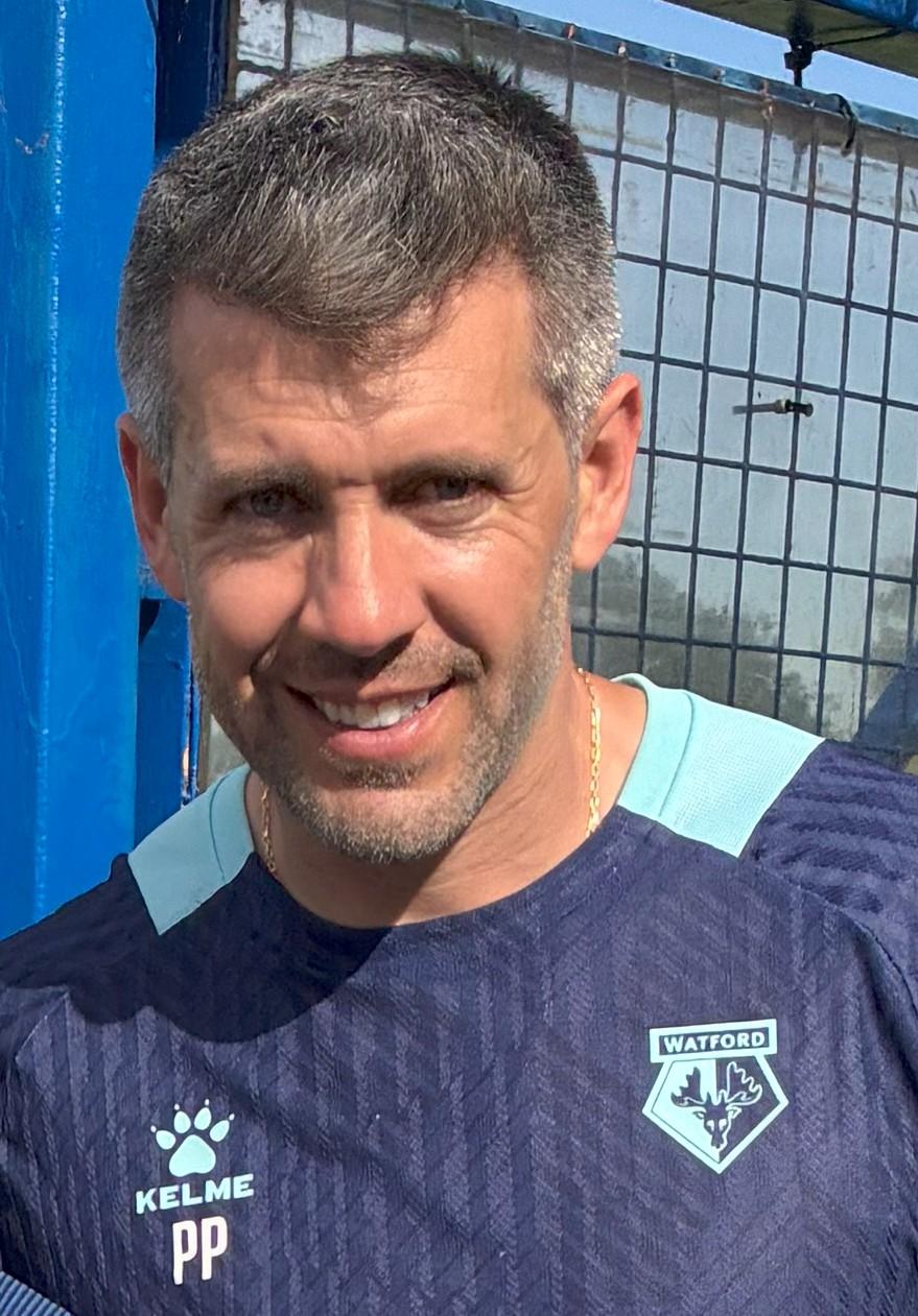 Internacional demite Paulo Pezzolano e busca novo técnico