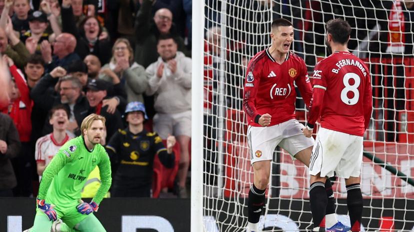 Manchester United 2x1 Brentford: Casemiro e Sesko firmam United no G3