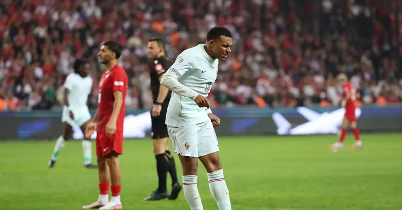 Mbappé treina à parte no Real Madrid e mira o Villarreal