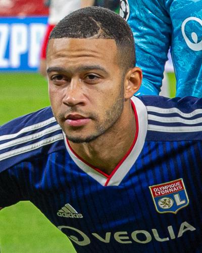 Memphis ganhando menos no Corinthians não é história de amor