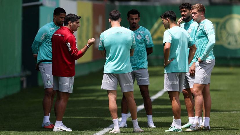 Palmeiras treina sem Vitor Roque antes da semifinal