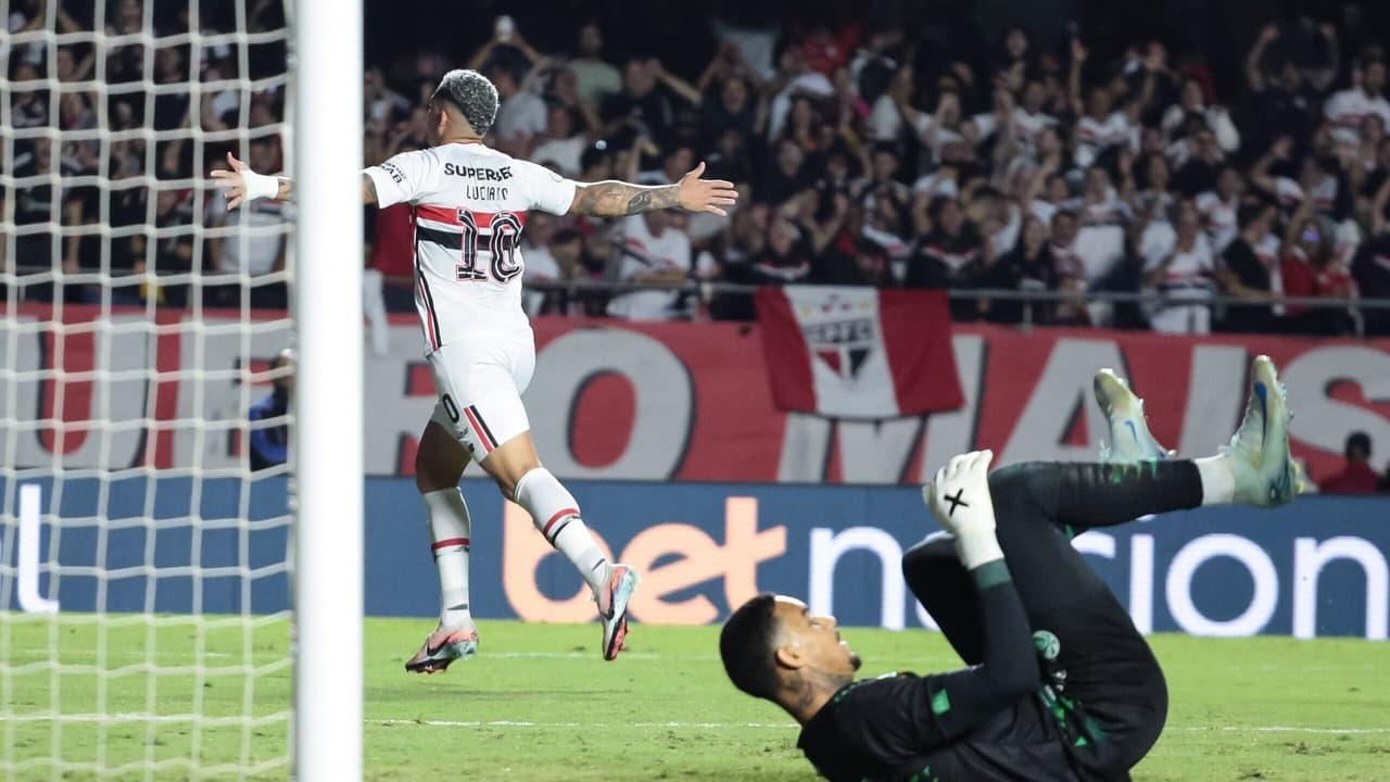 São Paulo bate Juventude mas vaias a Roger Machado dominam o Morumbis