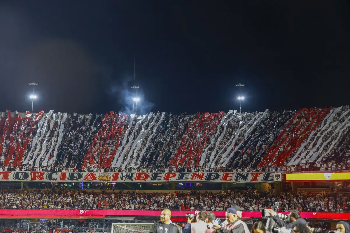 São Paulo x Vitória: onde assistir e prováveis escalações