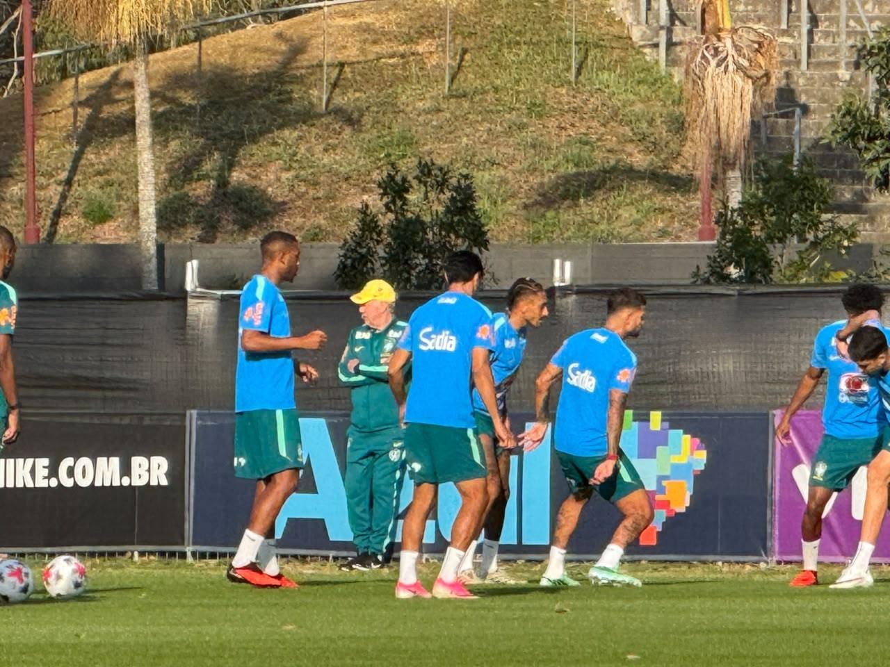 Seleção faz primeiro treino na Austrália com grupo reduzido