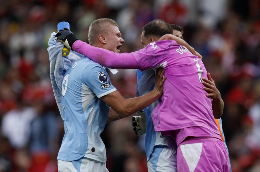 VAR admite erro em gol de Haaland no dérbi de Manchester