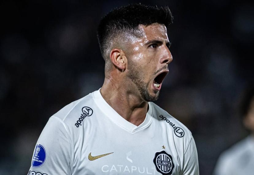Vasco perde para o Olimpia em Assunção e cede a ponta do Grupo G