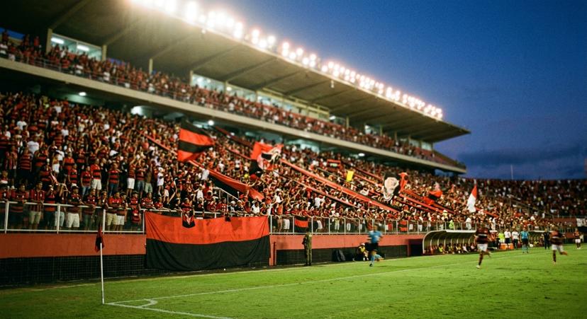 Vitória x Coritiba: duelo direto no Barradão pela rodada 14