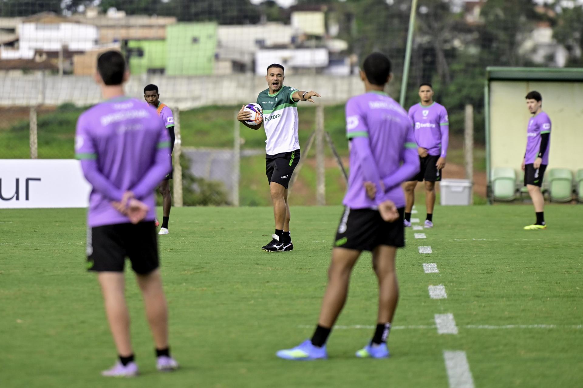 América-MG: cinco rodadas, zero vitórias e muita vergonha alheia