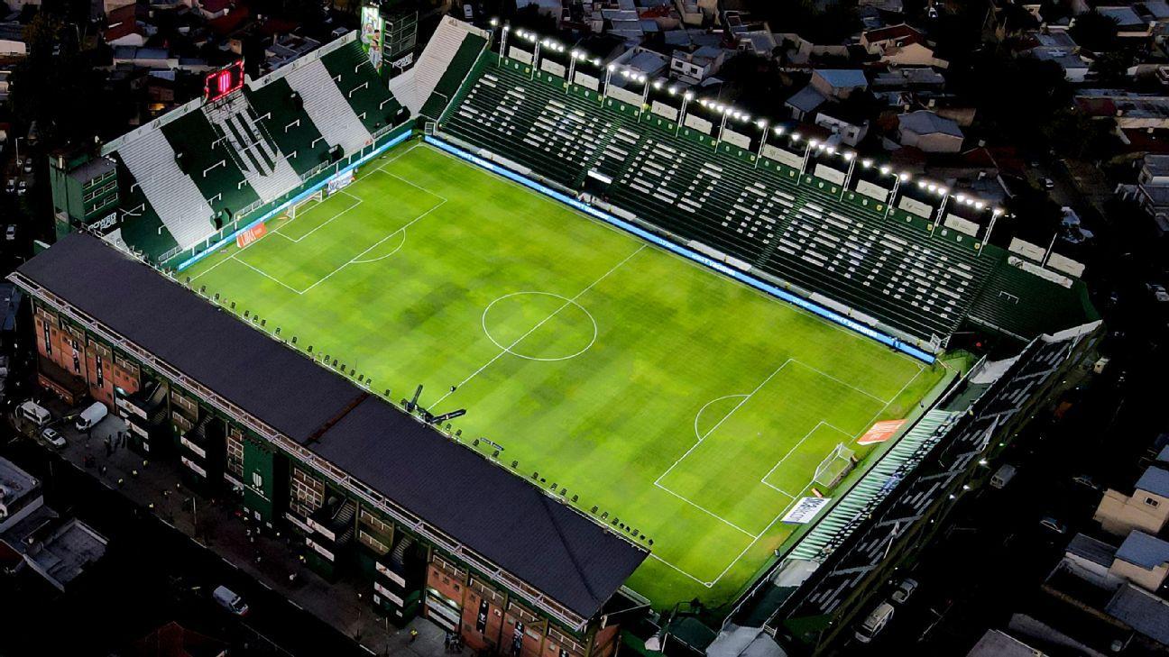 Barracas Central x Vasco: estreia na Sul-Americana com sub-20 e missão de líder