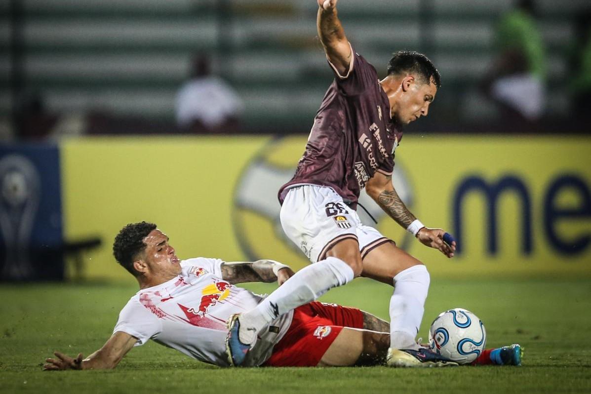 Sem pontos na Sul-Americana, Bragantino precisa vencer o Blooming