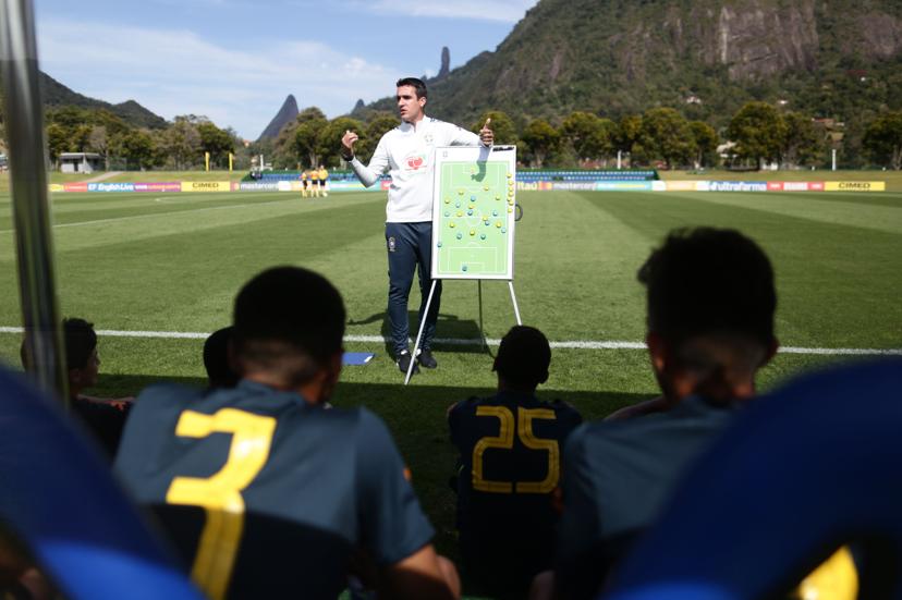 Brasil Sub-20 x Paraguai: Paulo Victor estreia à beira do campo em São José dos Campos