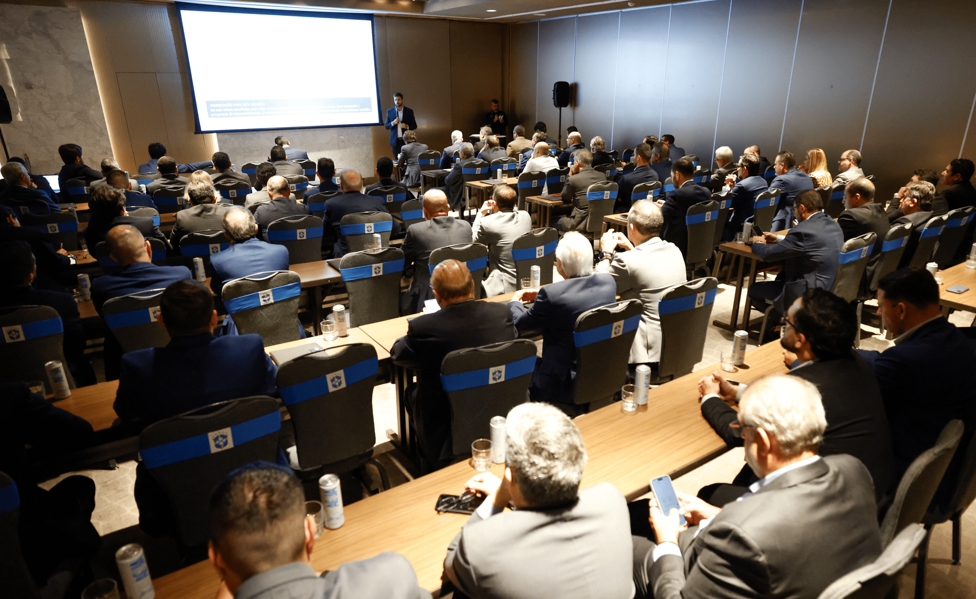 CBF inicia debate sobre arbitragem e regulamento de 2027