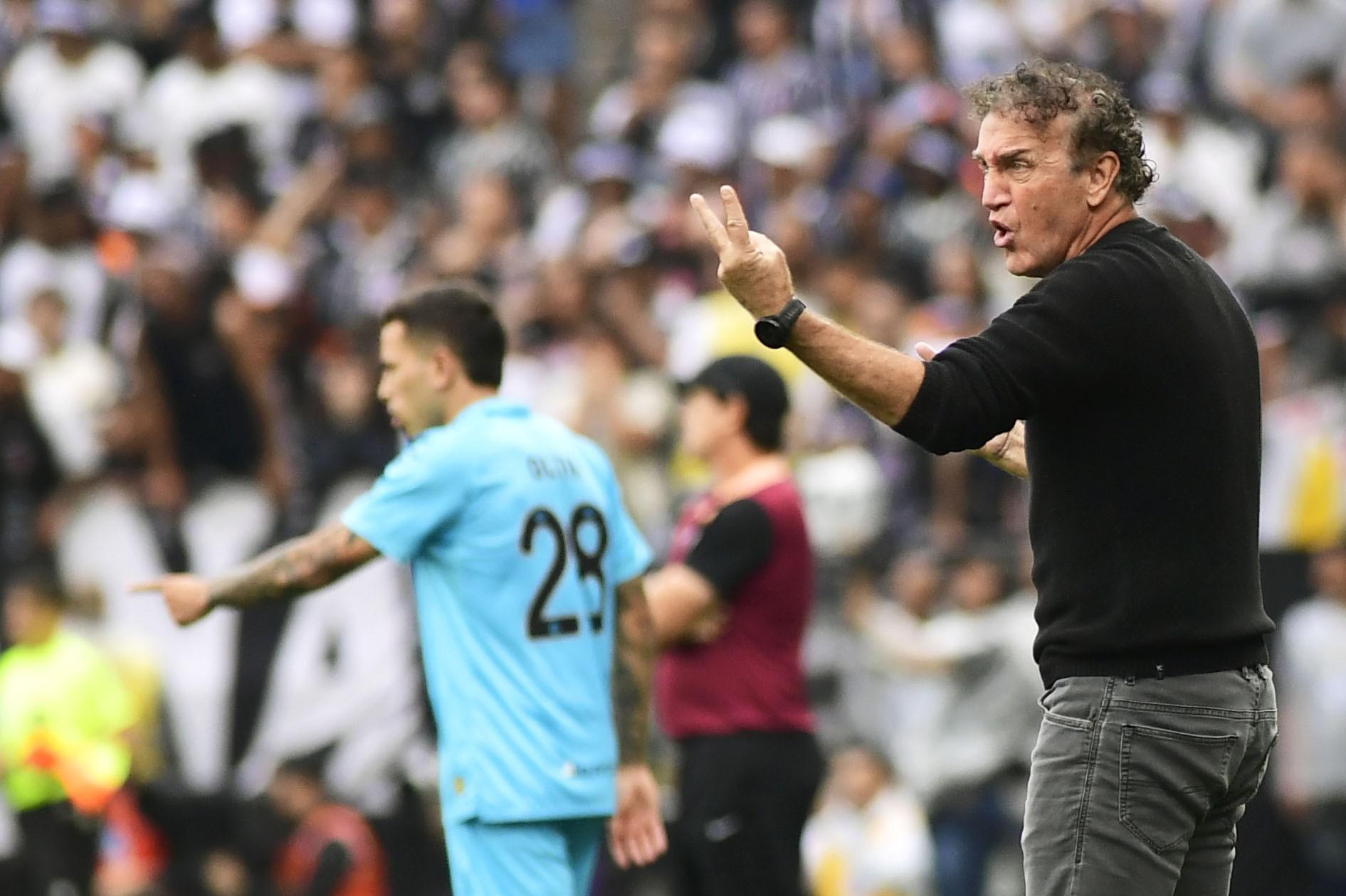 Corinthians 0 x 1 Santos: Oliva decide clássico em Itaquera