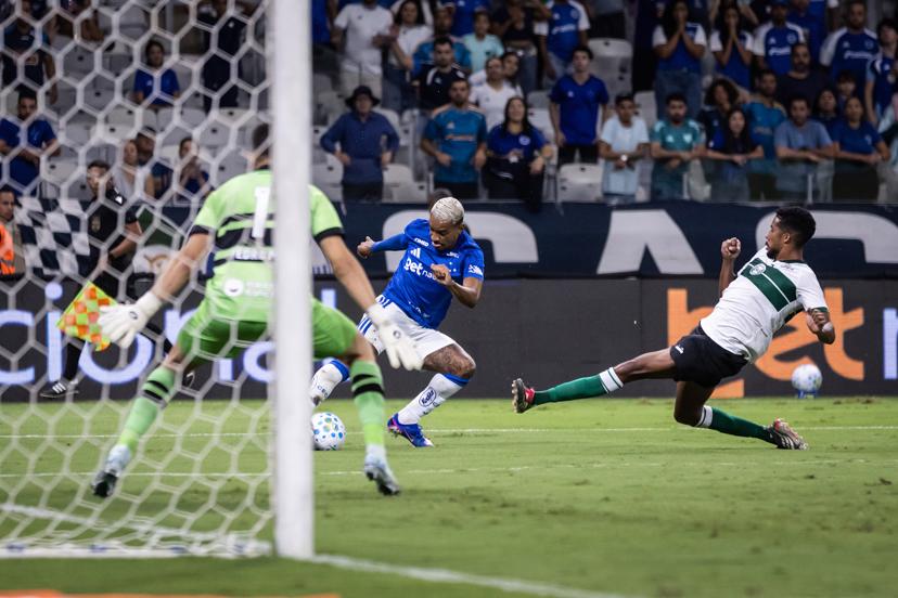 Cruzeiro e o colapso no segundo tempo: o que os dados revelam