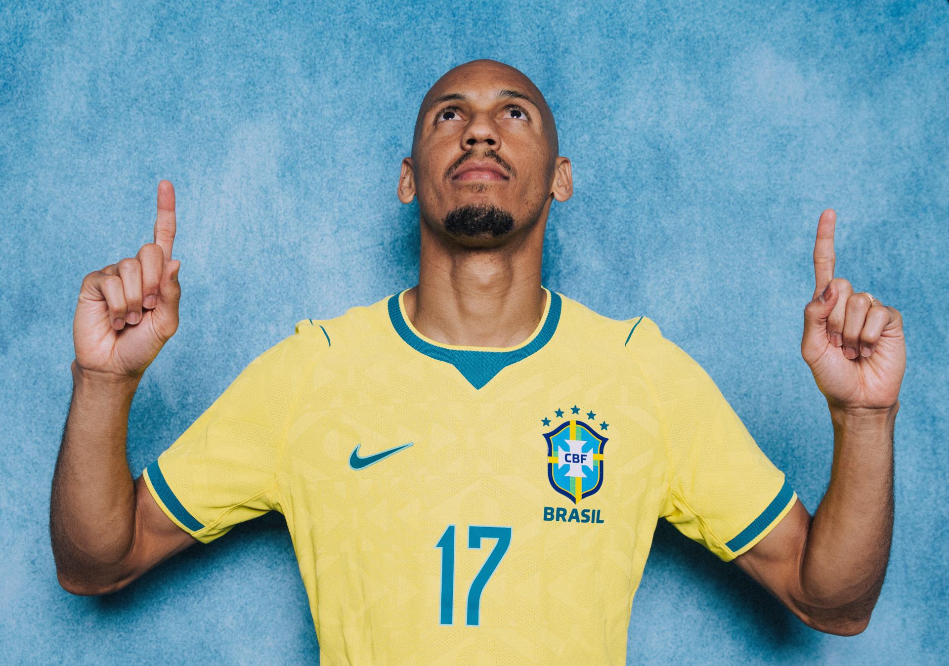 Fabinho fica livre após saída oficial do Al-Ittihad