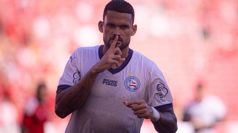 Internacional perde para Bahia e chega a 6 rodadas sem vencer