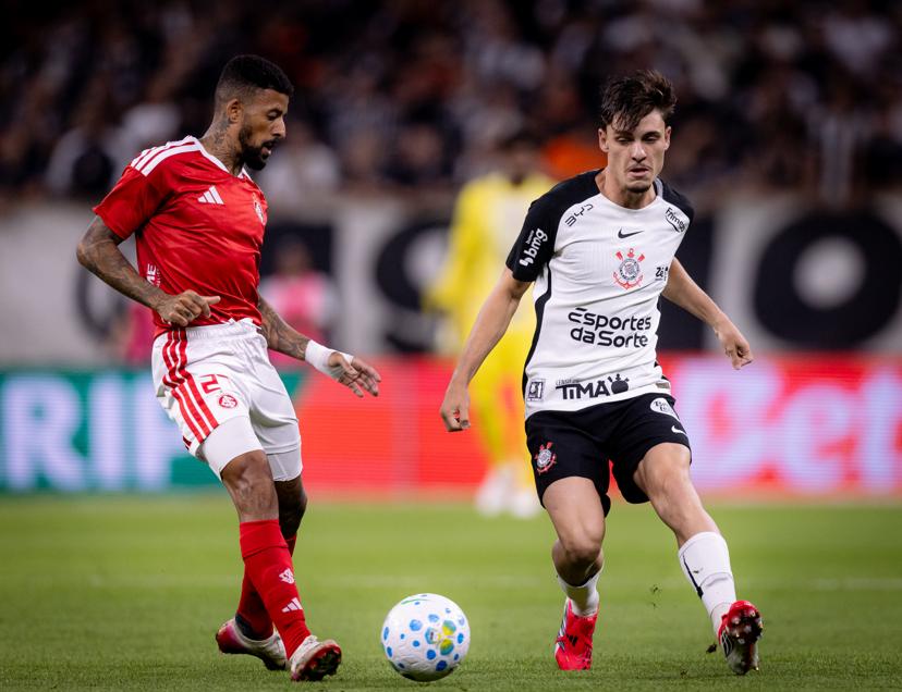Internacional x Corinthians: o confronto que sempre empata