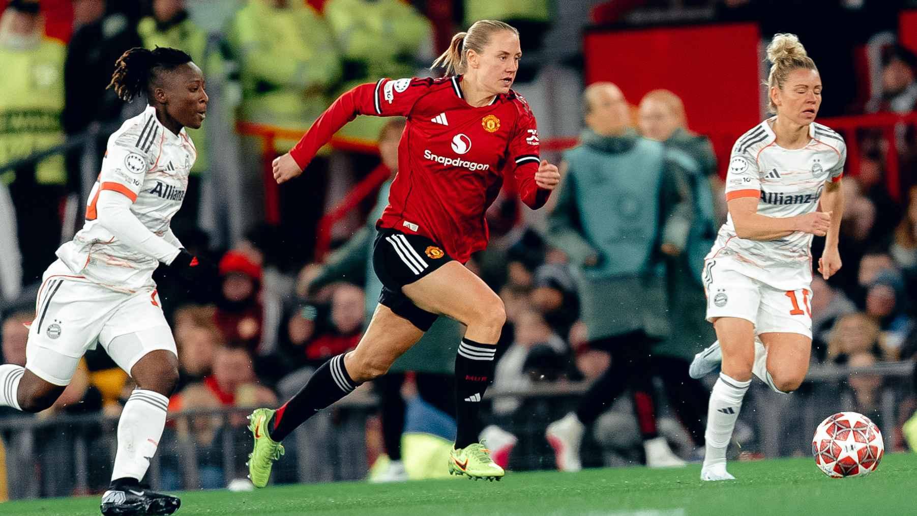 Bayern vence Man United 3 a 2 em Old Trafford na UCL Feminina