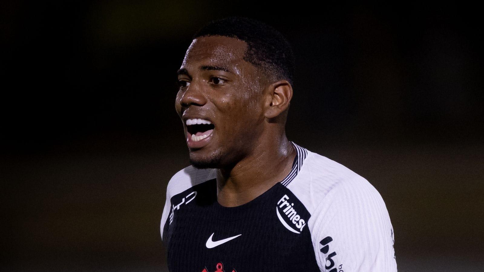 Milan volta com €22 mi por André Luiz e Corinthians trava decisão