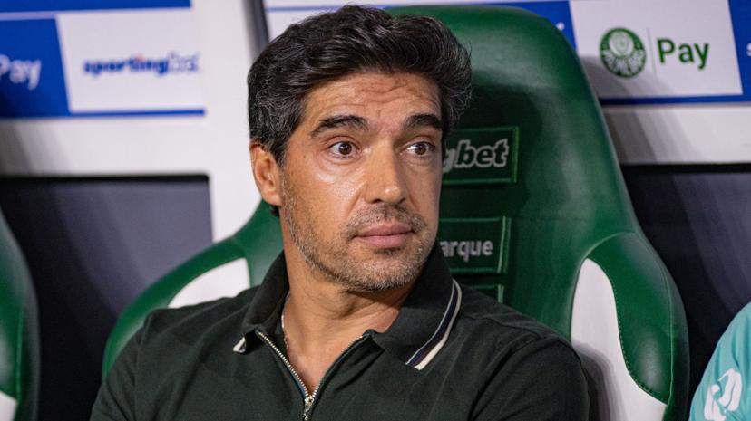 STJD suspende Abel por 8 jogos: o Palmeiras que não passa do zero