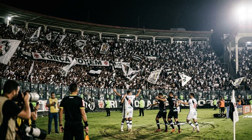 Neymar brilha em 'noite de gala' pelo Santos: dois gols contra o Vasco repercutem na Europa