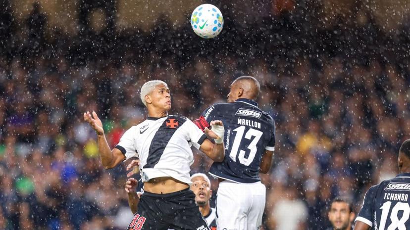 Remo 1x1 Vasco: Cruz-Maltino sai na frente, vacila no fim e empata no Mangueirão